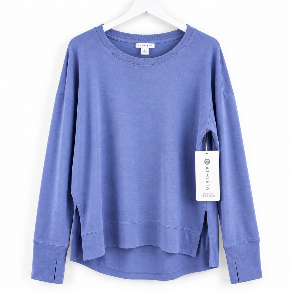 Athleta Coaster Luxe Sweatshirt Periwinkle Blue Thumbhole Pullover Womens Medium